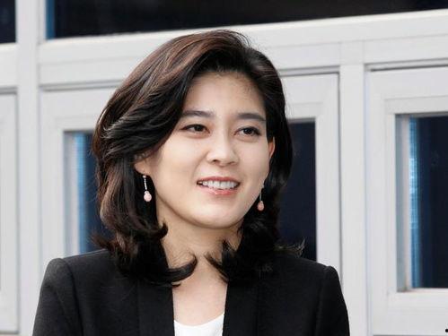 爆料美女老板是谁呀视频,视频“爆料美女老板”背后的神秘人物