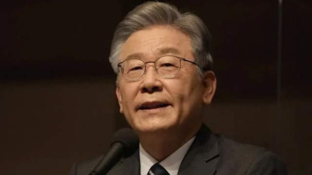 记者爆料李在明视频播放,记者爆料背后的真相