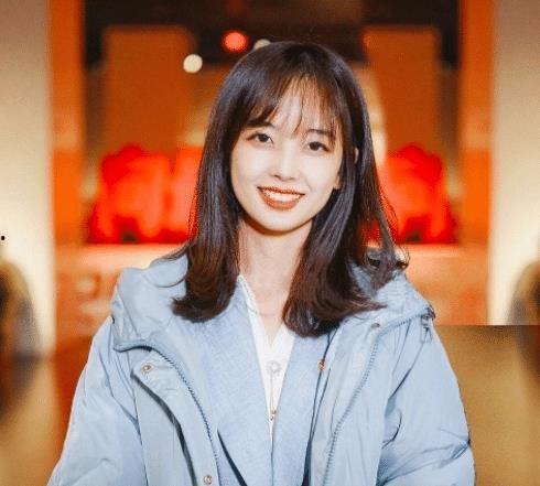 爆料姚晨的记者照片视频